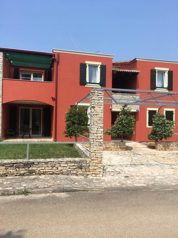 Villas Faro Башанія Екстер'єр фото
